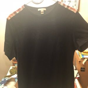Men’s Burberry t-shirt size large